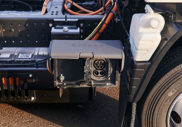Электрический Mitsubishi Fuso eCanter второго поколения стал вариативнее