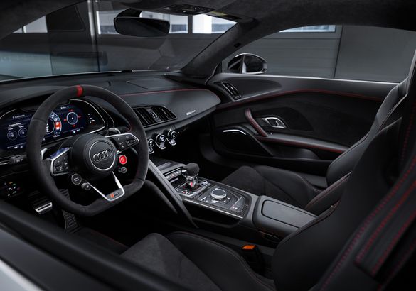 Audi R8 GT вернулся спустя 12 лет, чтобы попрощаться
