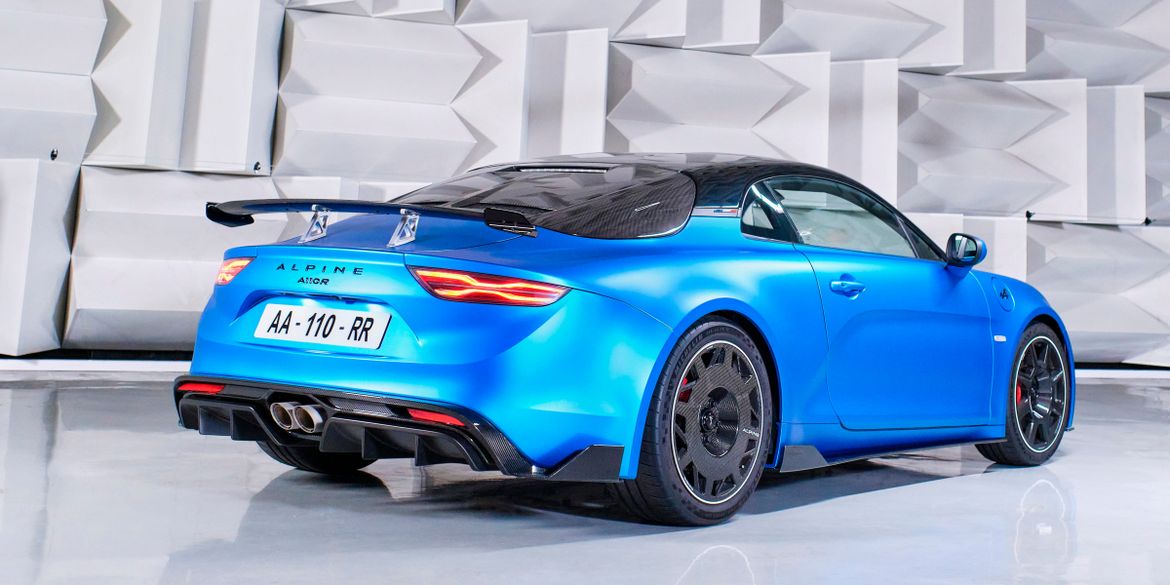 Alpine A110 R оценил в тысячу евро каждый сброшенный килограмм