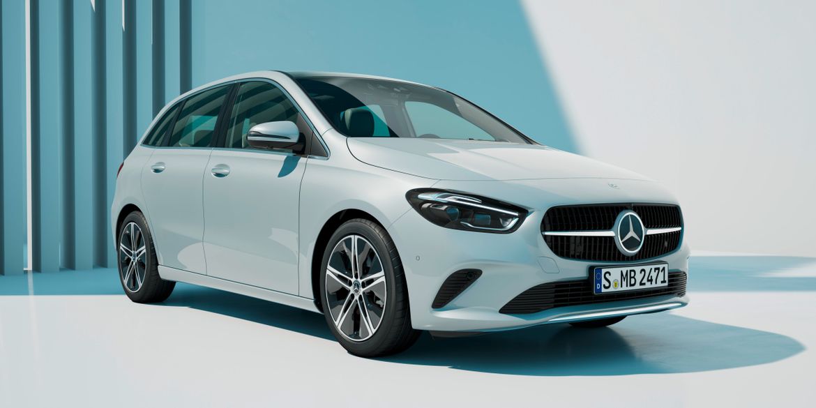 Mercedes-Benz представил обновленные A-Class и B-Class