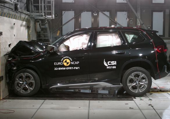 Euro NCAP разбила Mercedes EQE, такси от Renault и еще восемь машин: результаты