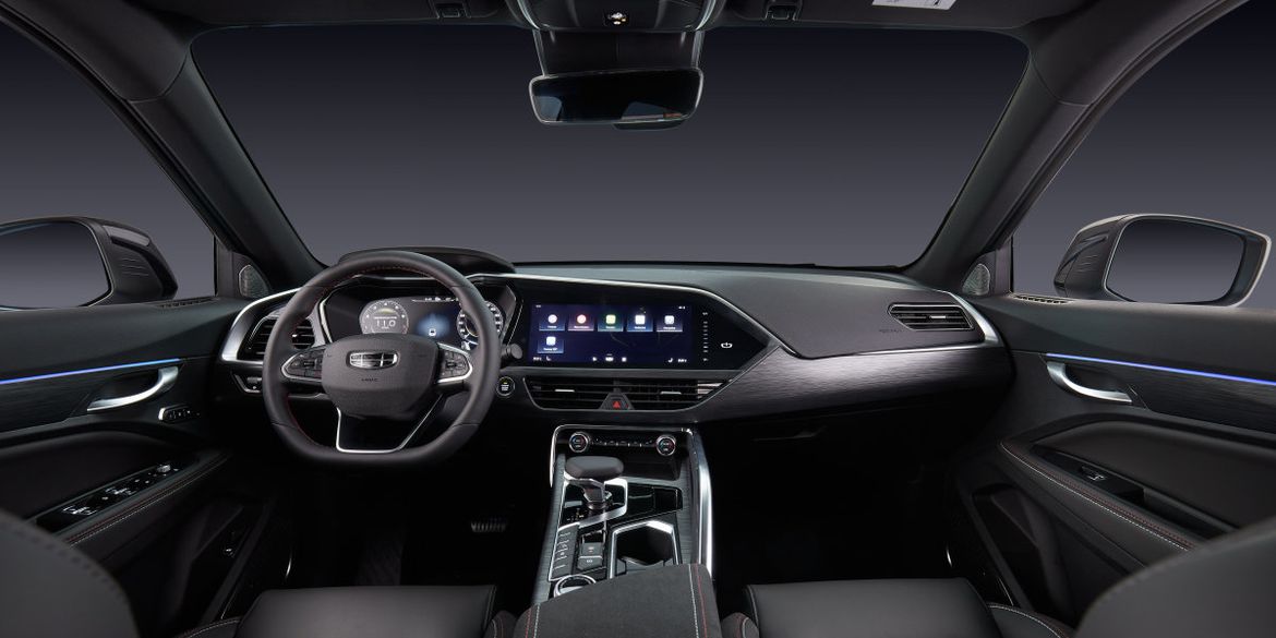 Обновленный Geely Tugella получил российский ценник