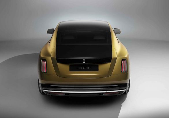 Rolls-Royce рассекретил электромобиль Spectre