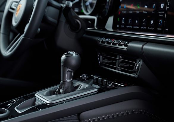 Porsche 911 получил самую медленную версию Carrera T