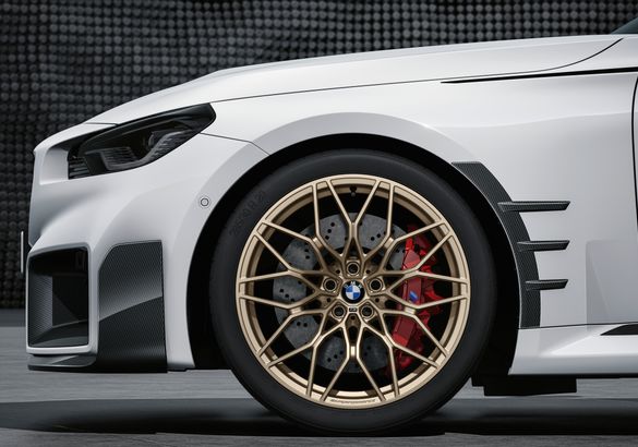 BMW разработала набор деталей M Performance для новой M2