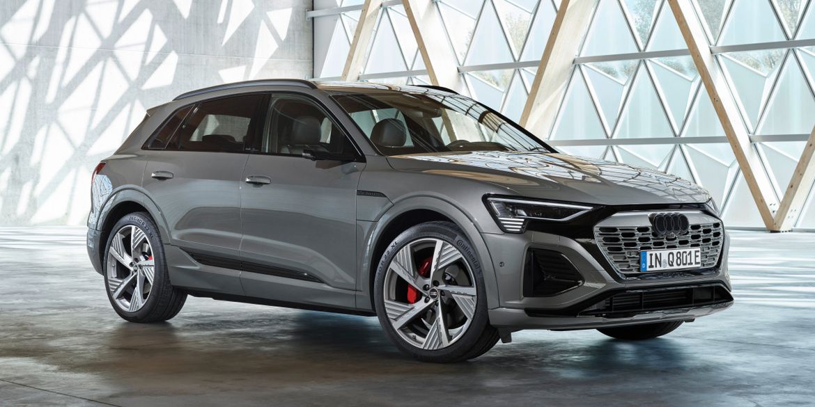 Audi e-tron примкнул к семейству Q8