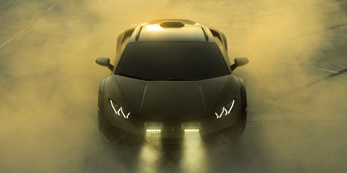 «Внедорожный» суперкар Lamborghini Huracan Sterrato показали без камуфляжа