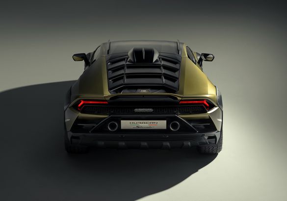 Представлен внедорожный суперкар Lamborghini Huracan Sterrato