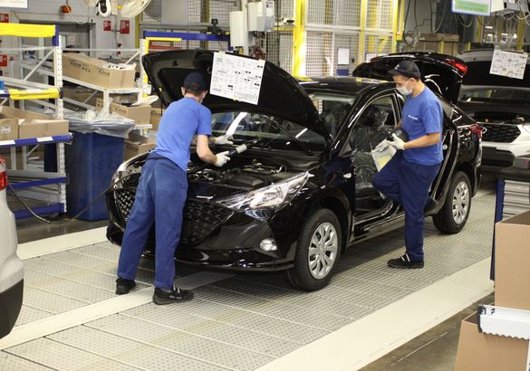 Петербургский завод Hyundai начал увольнять рабочих