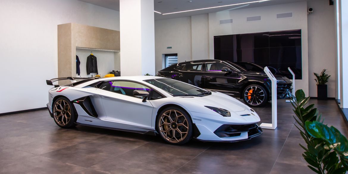 Продажи люксовых авто с пробегом бьют рекорды на фоне дефицита новых машин