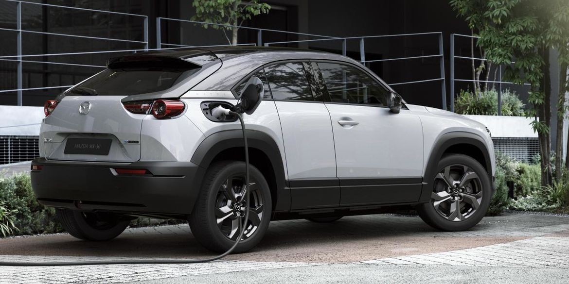 Mazda готовит премьеру MX-30 с роторным двигателем