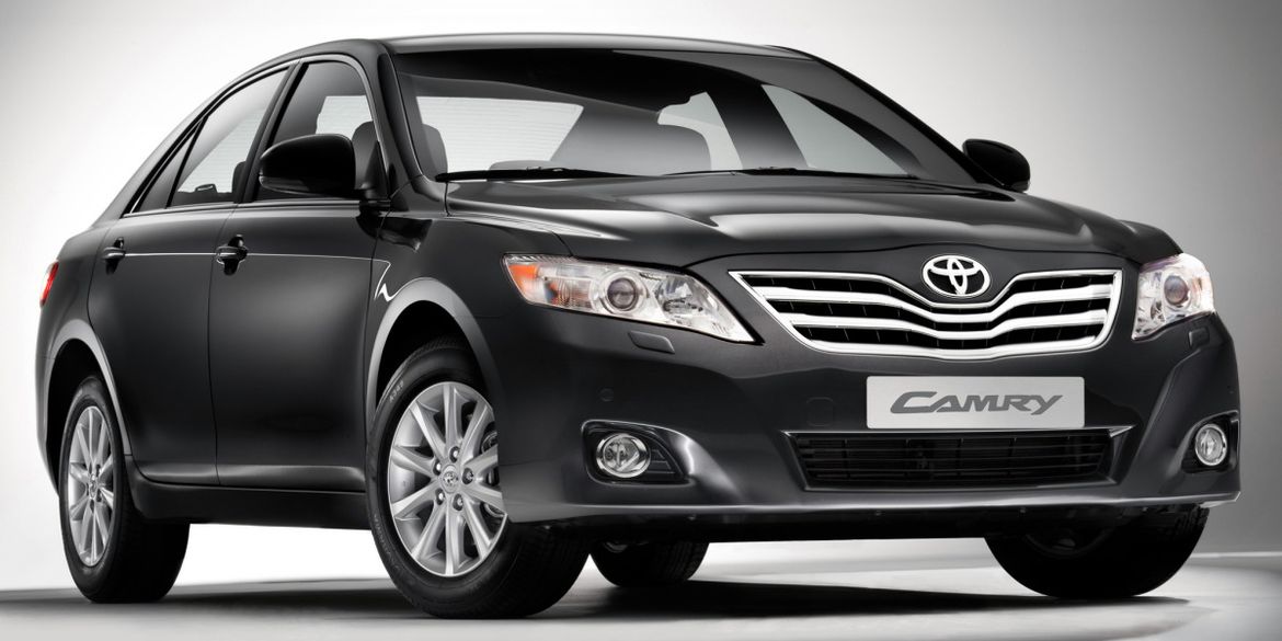«Приора», Camry и Land Cruiser: названы самые популярные машины с пробегом 2022 года