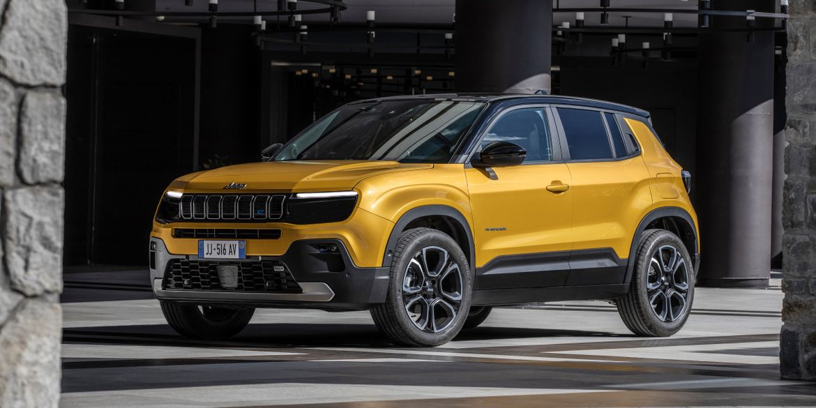 Автомобилем года в Европе стал Jeep Avenger