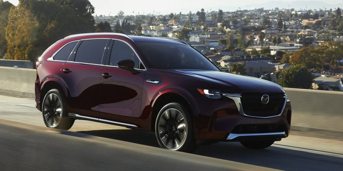 Mazda представила флагманский кроссовер CX-90