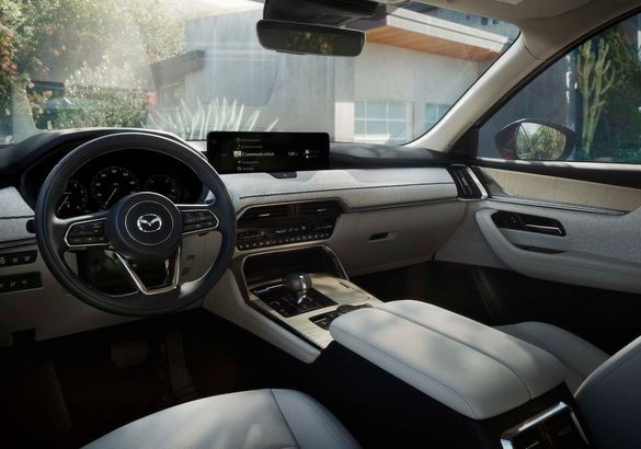 Mazda представила флагманский кроссовер CX-90