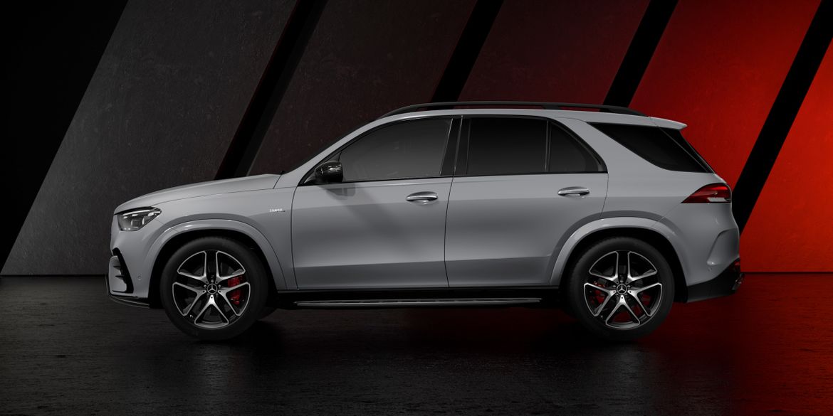 Mercedes-Benz GLE электрифицировались с обновлением