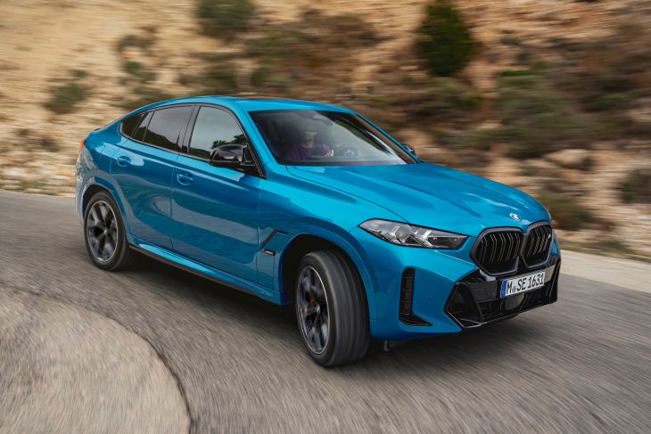 BMW представила рестайлинговые кроссоверы X5 и X6