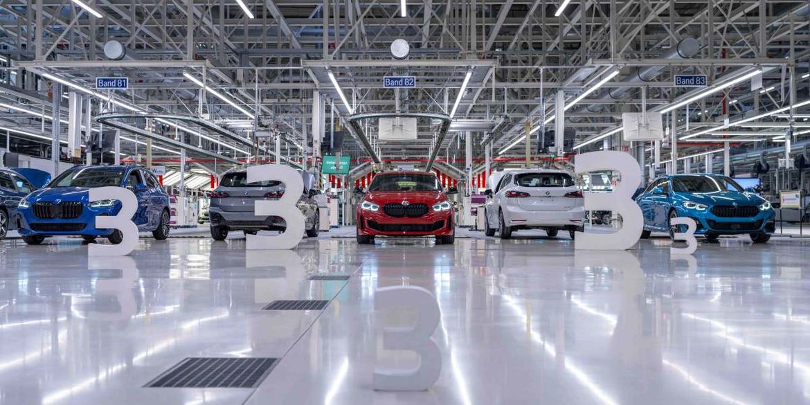 Завод BMW в Лейпциге выпустил 3 333 333-й автомобиль