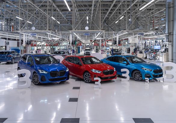Завод BMW в Лейпциге выпустил 3 333 333-й автомобиль