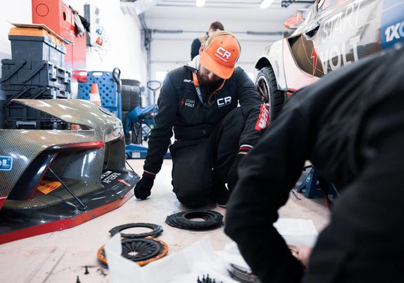 Третий этап Sochi Drift Challenge: 100 баллов Шикова в квалификации и второй подряд подиум Бурлуцкого