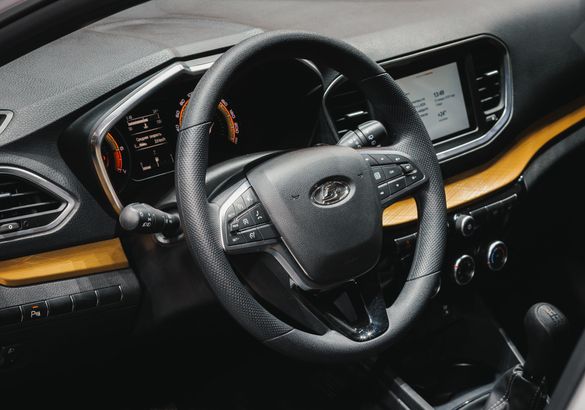 Производство Lada Vesta возобновилось спустя почти год