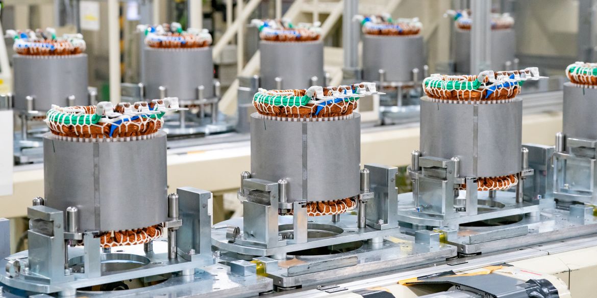 «Икс в одном»: Nissan унифицирует двигатели электромобилей и гибридов ради экономии