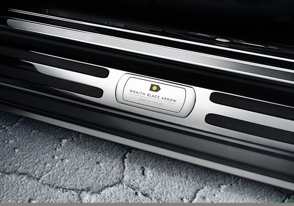 Rolls-Royce представил свое последнее купе с V12