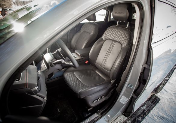 Тест-драйв Exeed TXL Sport Edition: погоня за галочками