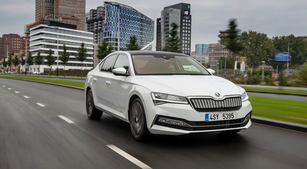 Новый Volkswagen Passat дебютирует осенью 2023 года