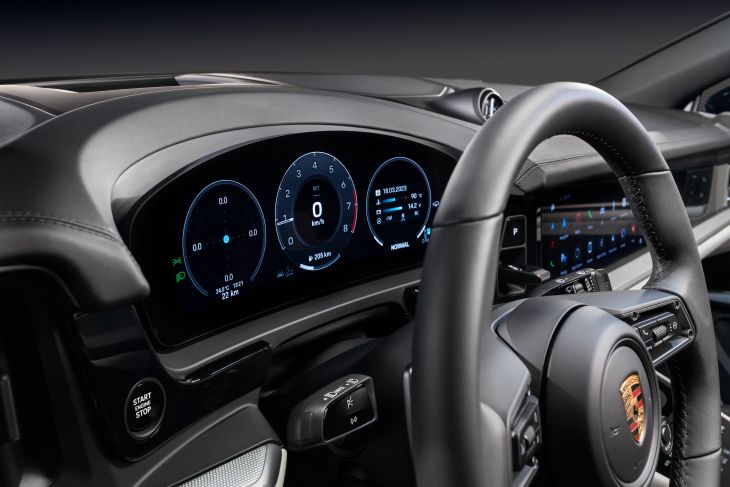 Представлен салон обновленного Porsche Cayenne
