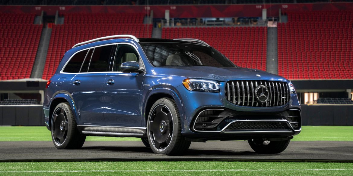 Обновленному Mercedes-Benz GLS не поменяли даже фары