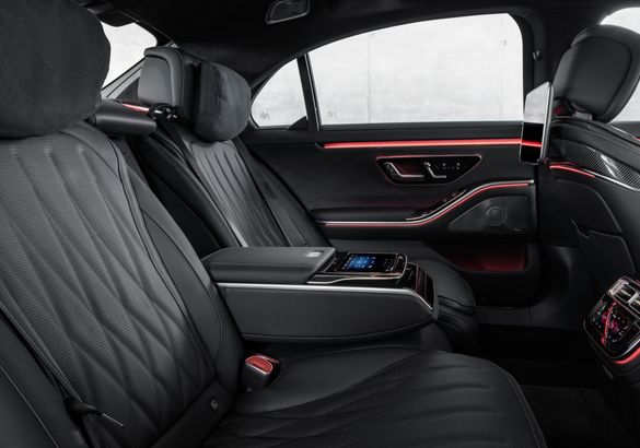 Новый Mercedes-Benz S 63 E-Performance оценили в евро