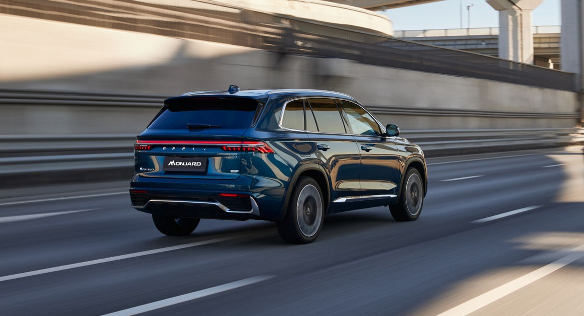 Кроссовер Geely Monjaro доехал до российских дилеров