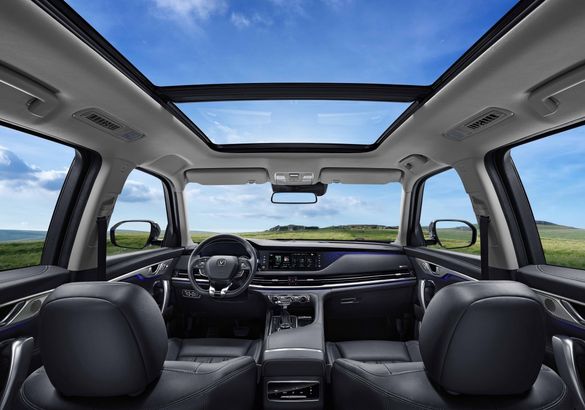 Флагманский кроссовер Changan CS95 дебютировал в России