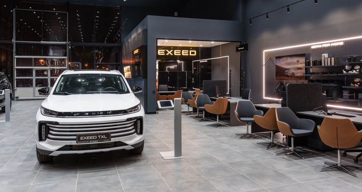 В Петербурге открылся первый в России дилерский центр Exeed, созданный по новым стандартам бренда