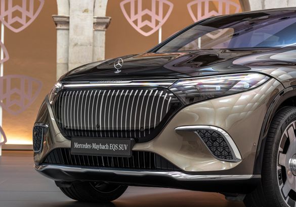 Mercedes-Maybach представил свой первый электромобиль