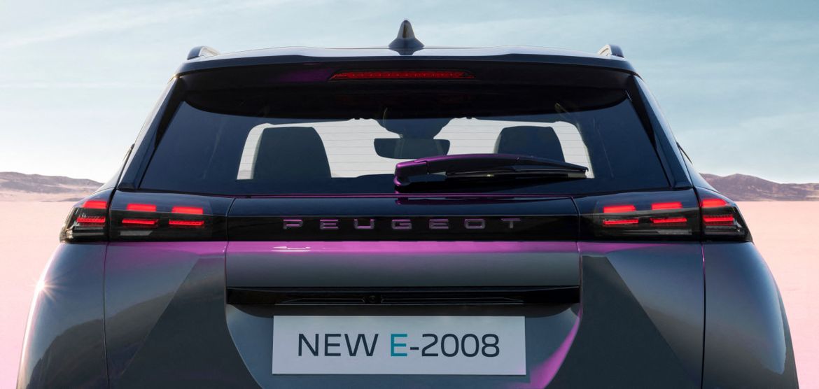 Peugeot обновил кроссовер 2008