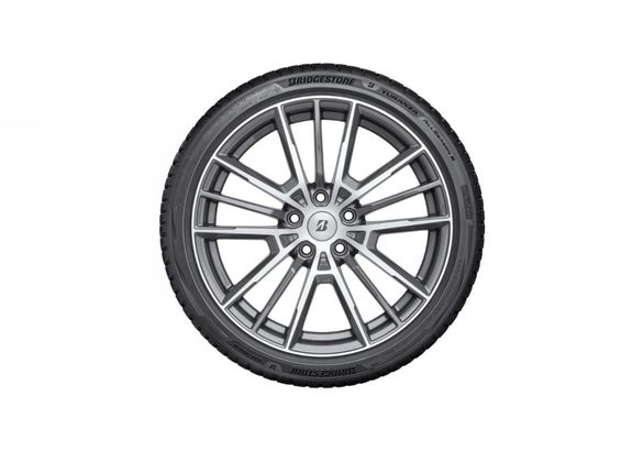 Bridgestone представил «липучки» Turanza All Season 6