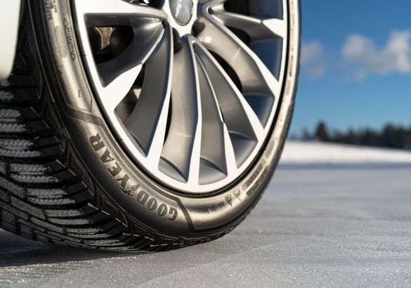 Goodyear представил третье поколение «липучек» UltraGrip