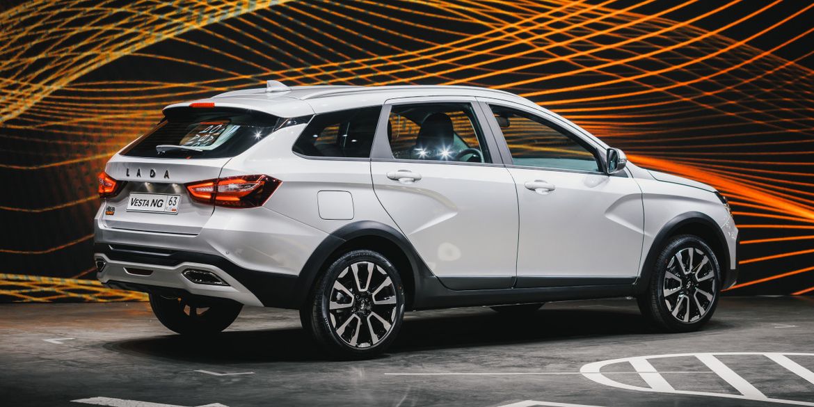 Опубликован полный прайс-лист Lada Vesta NG