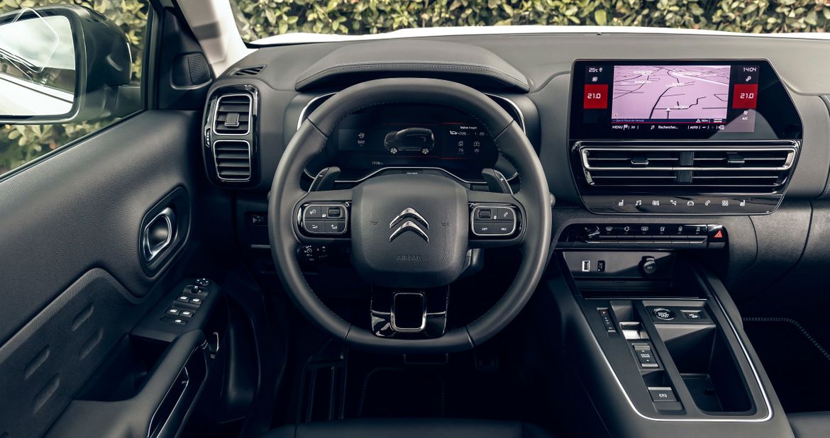 Citroen представил гибридный C5 Aircross