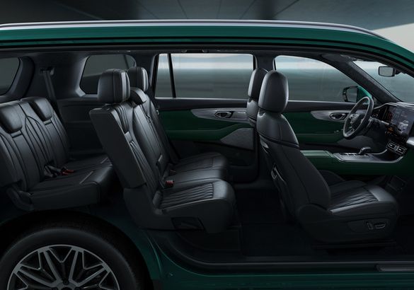 GAC назвал цены на GS8 нового поколения для России