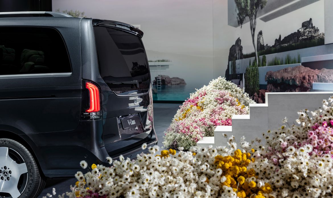 Mercedes обновил вэны V-Class и Vito