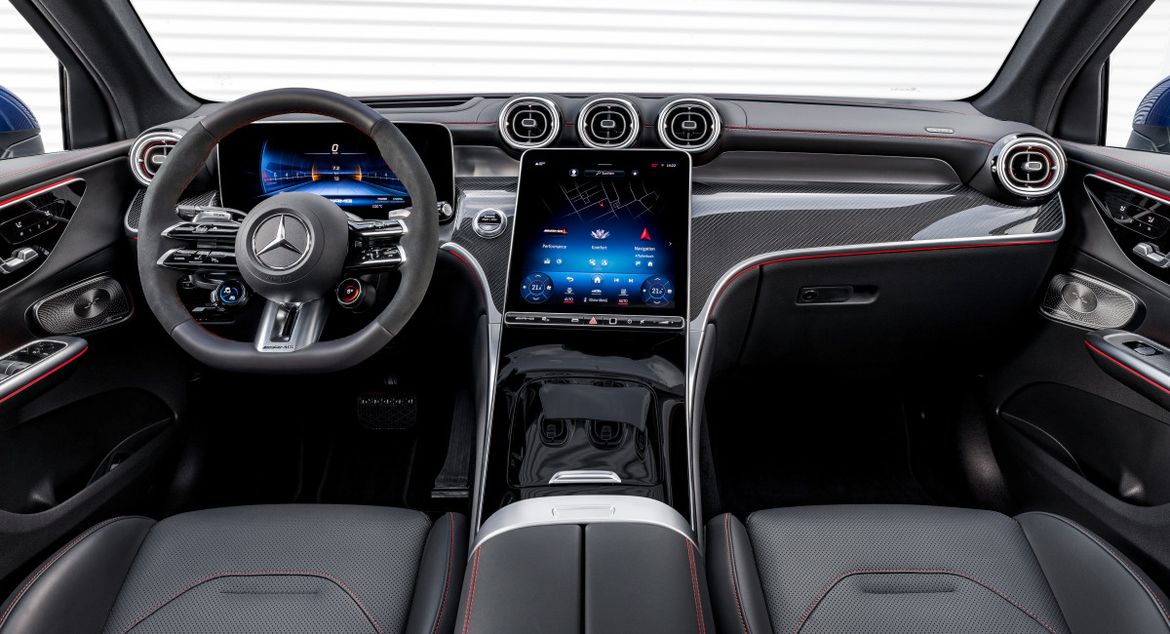 Mercedes оценил в евро новый GLC 43 AMG