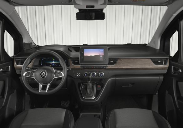 Renault представил удлиненную версию компактвэна Kangoo