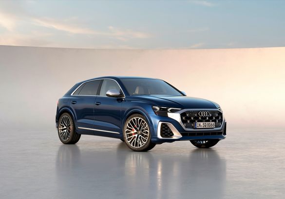 Audi показала обновленные Q8 и SQ8