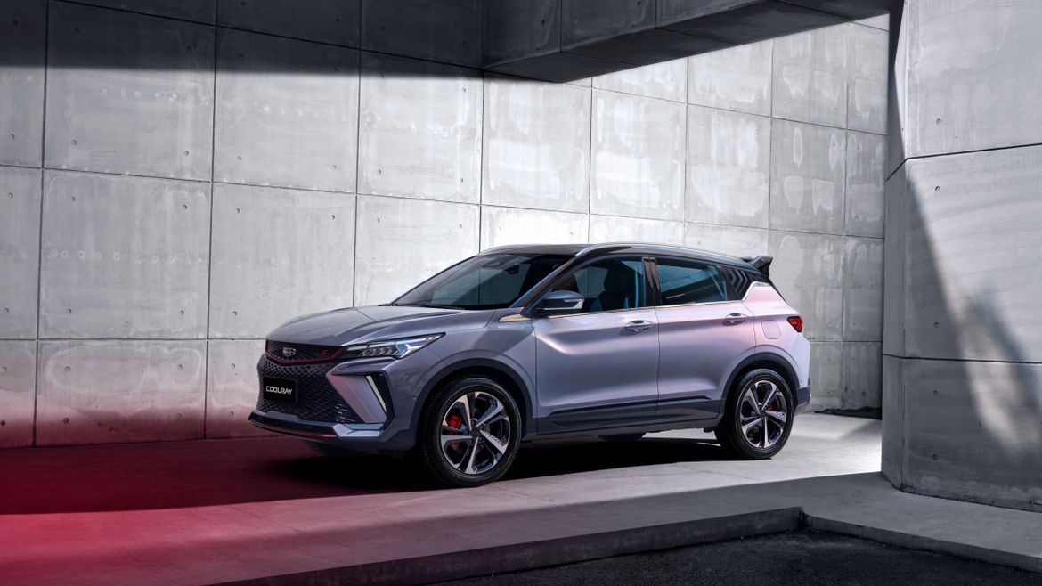 Обновленный Geely Coolray станет доступен в России в четырех комплектациях