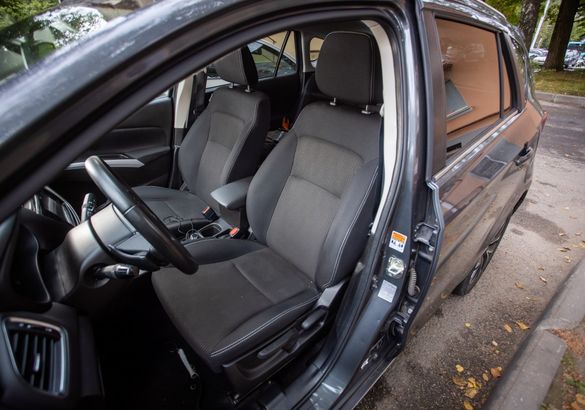 Тест-драйв Suzuki SX4 против Geely Coolray: битва «азиатов»