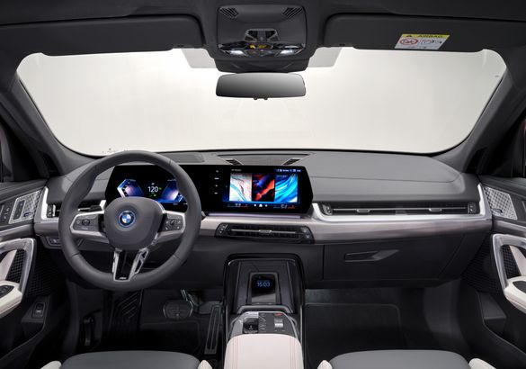 BMW представила новое поколение X2