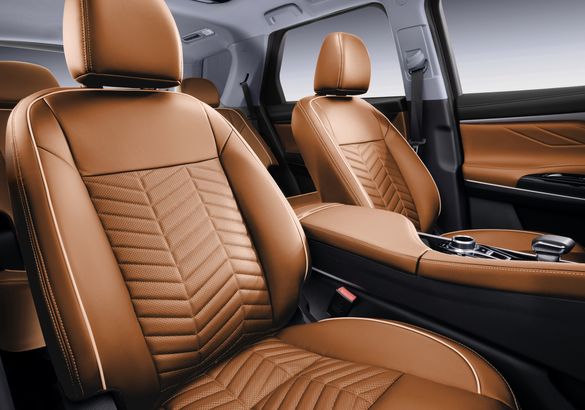 Changan CS95 получил рублевый ценник